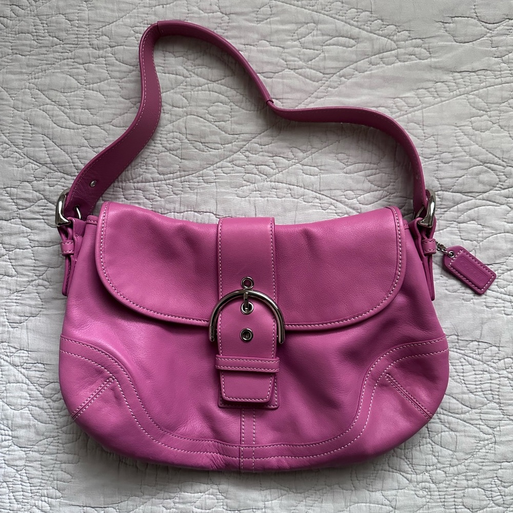 ((SOLD))Pink Coach SoHo Shoulder Bag